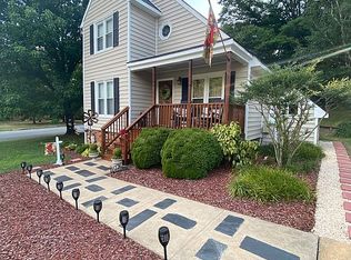 2200 Cox Rd, Henrico, VA 23233