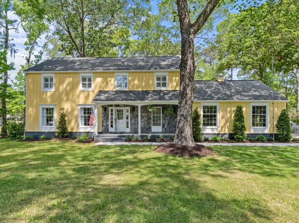 1088 Deleisseline Blvd, Mount Pleasant, SC 29464