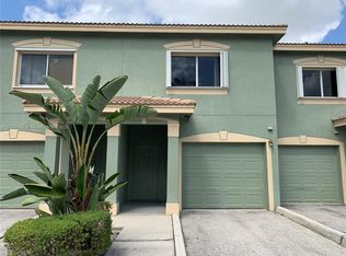 210 Crestwood Cir APT 205, Royal Palm Beach, FL 33411
