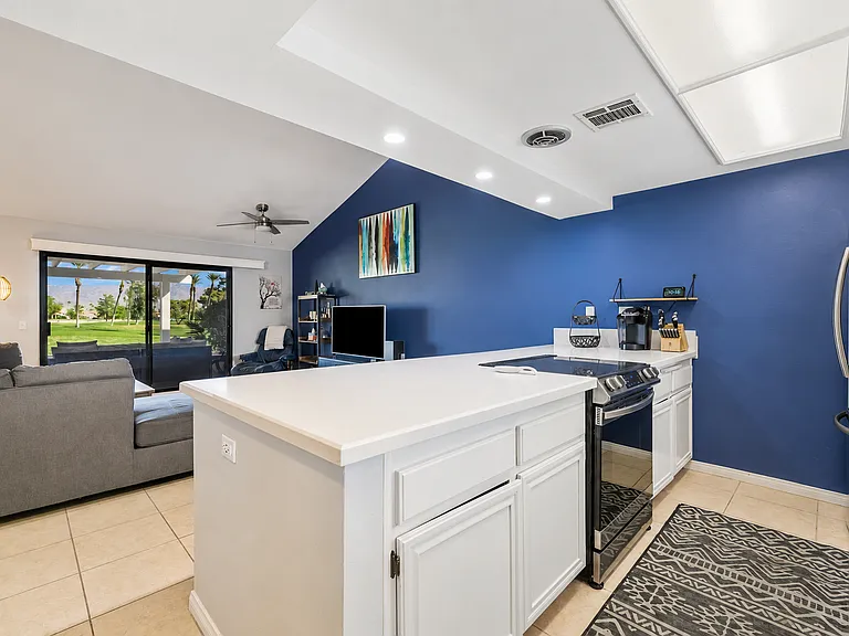 77116 Pauma Valley Way — Photo 7