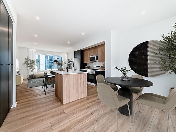 3rd image of 5 Rondeau Dr #66