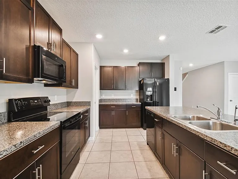 7512 Samuel Ivy Dr — Photo 8