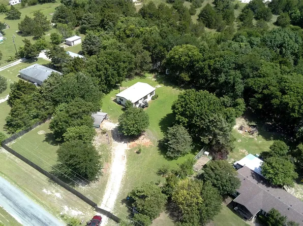 152 Pennell Rd, Sherman, TX 75090
