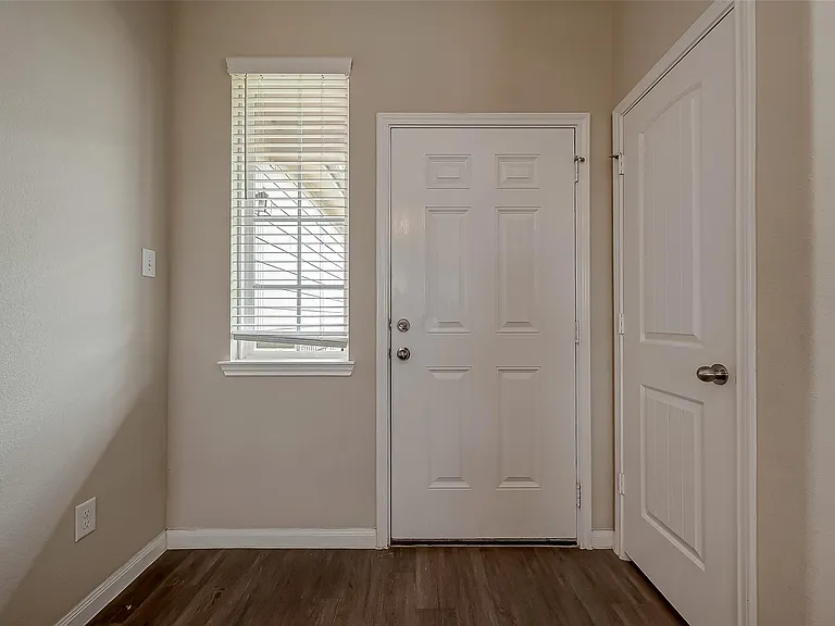 17219 Quiet Song Ct — Photo 7