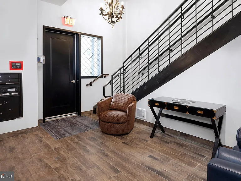 45 Spring St #5 — Photo 3