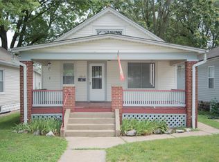 1612 N 3rd St, Saint Charles, MO 63301
