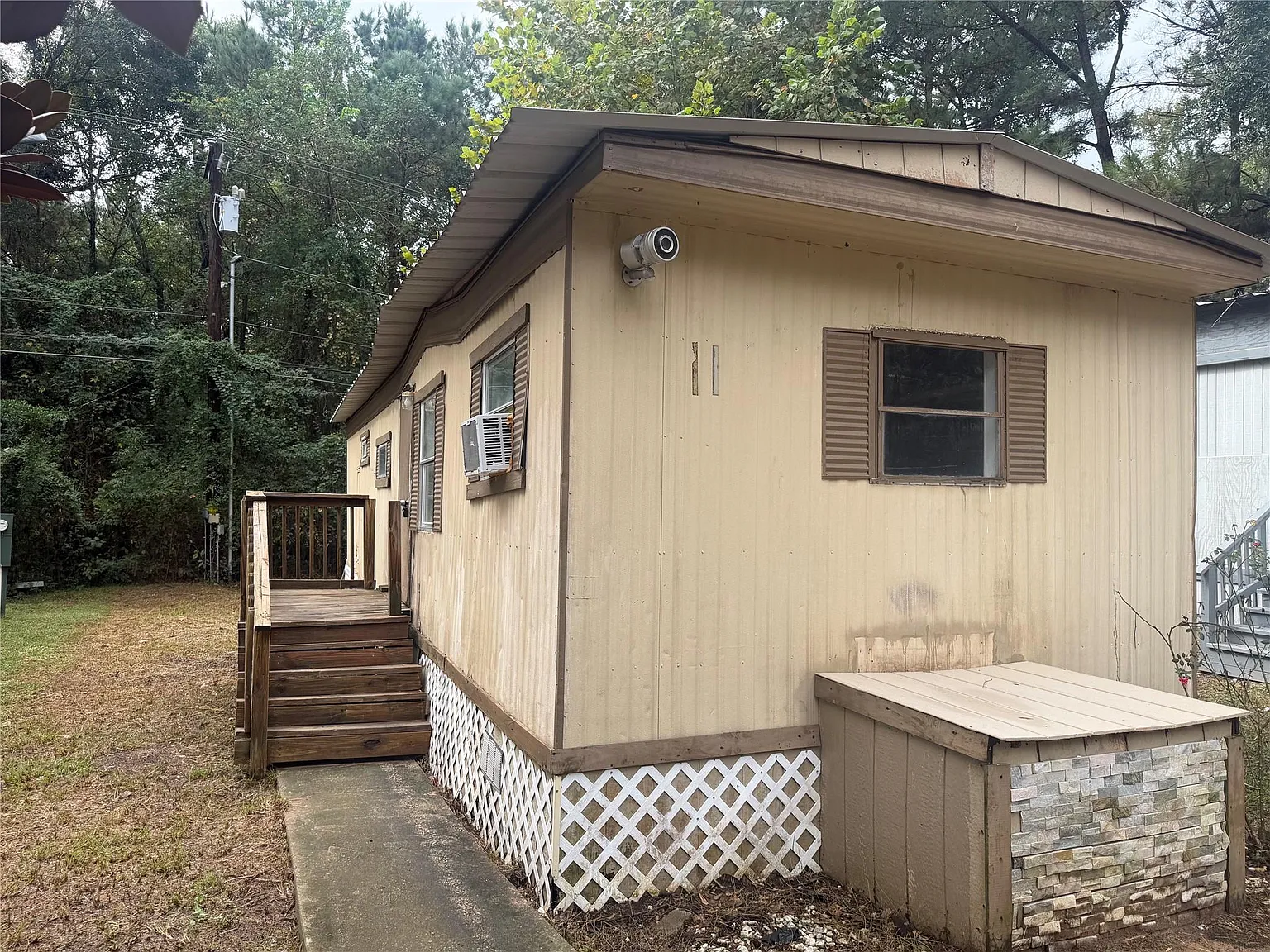 2 bed, 1.0 bath, 480 sqft, $725 — Photo 2
