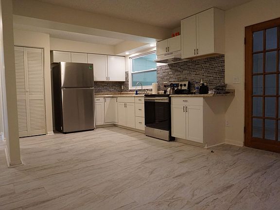 Open Kitchen - New Appliances