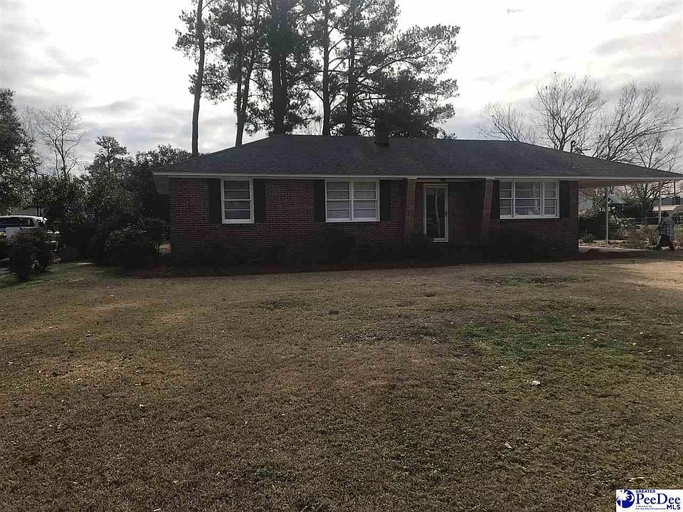 1st image of 2616 E Crestwood Ave