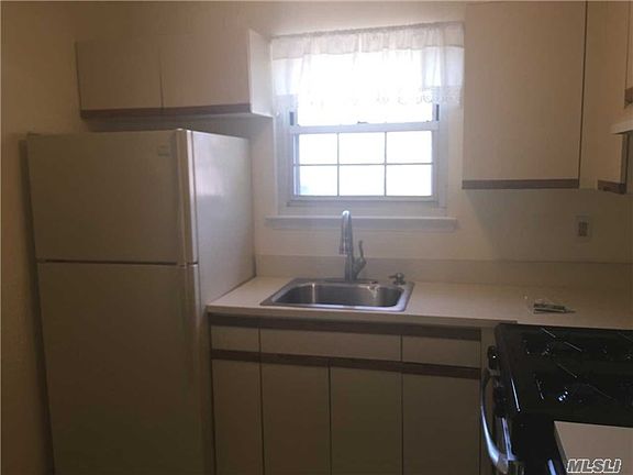 4th image of 39 Fairharbor Dr