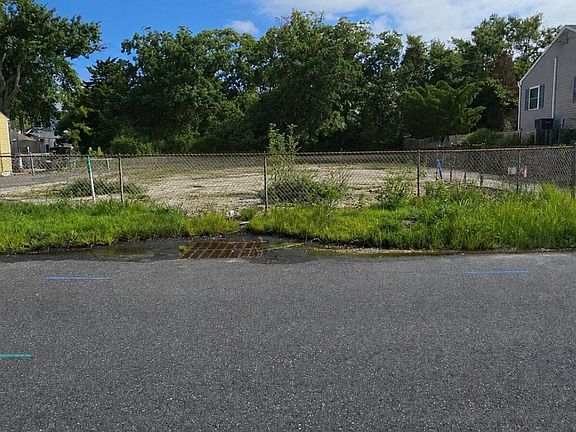 4th image of 115 Bonita Road