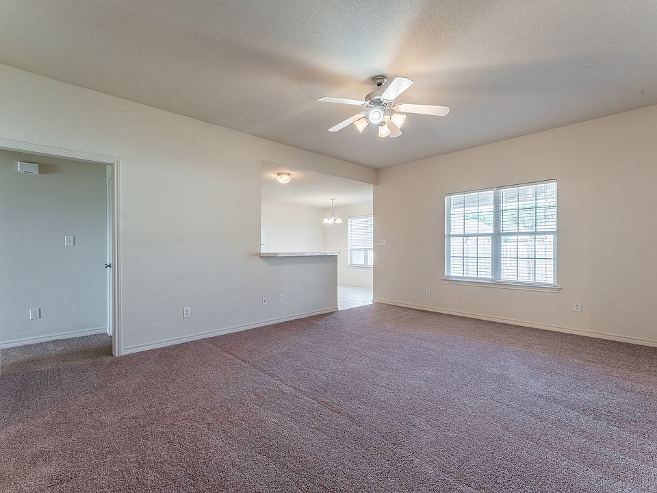 2nd image of 10321 Hyacinth Ln Unit B