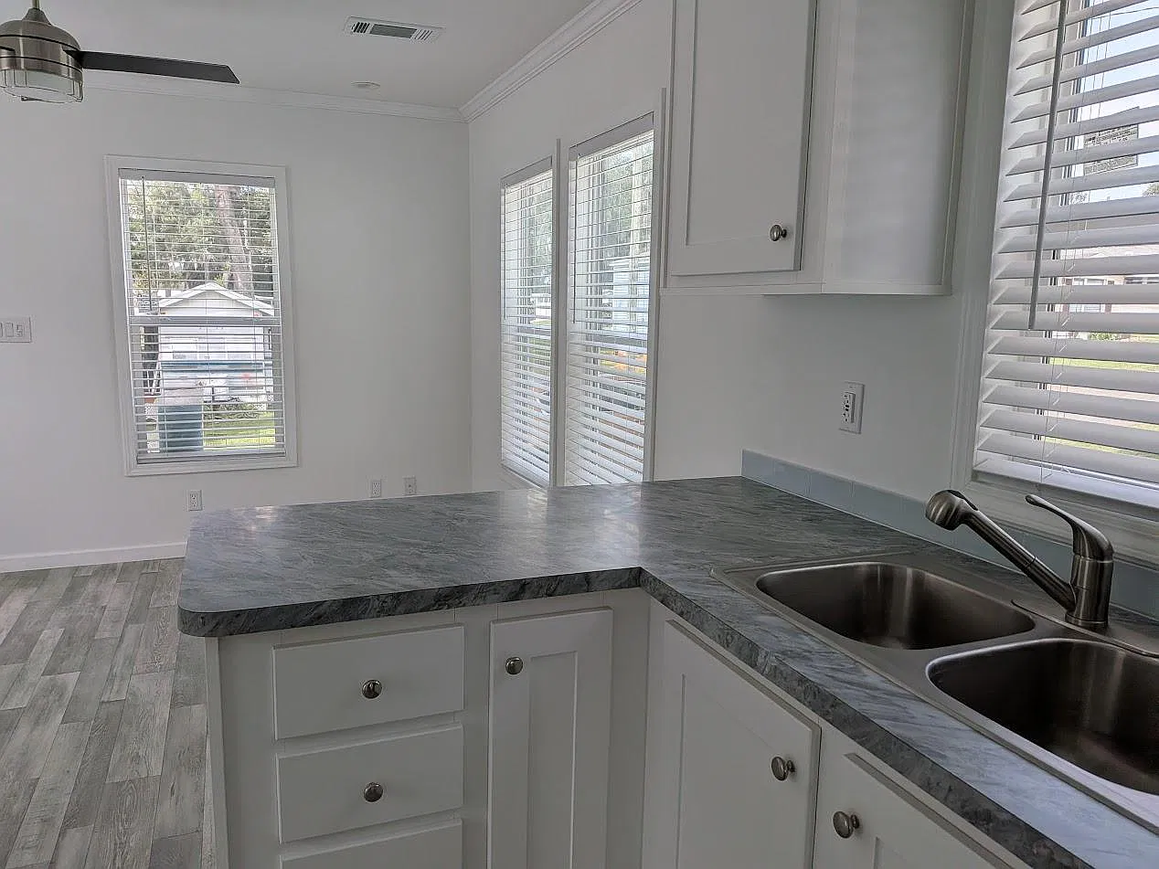 1 bed, 1.0 bath, $1,099 — Photo 3