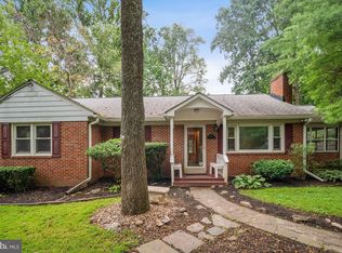 407 Chestnut Ave, Washington Grove, MD 20880