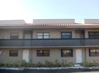 220 W Park Dr APT 101-3, Miami, FL 33172