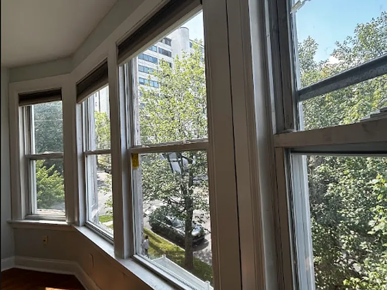 601 Clay Ave — Photo 32