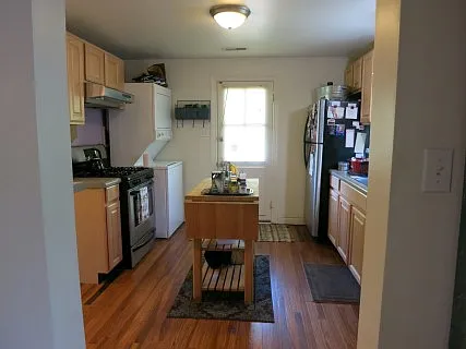 1114A Wellford St — Photo 5