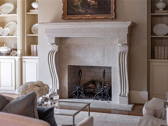 4th image of 1005 Heards Ferry Rd