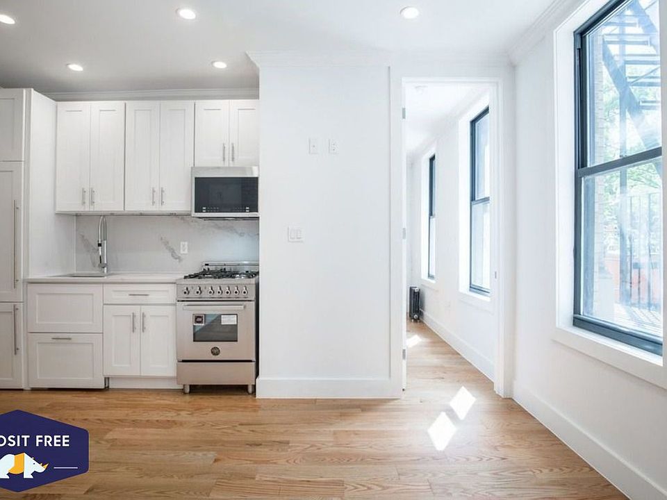 1st image of 1750 2nd Ave #4A