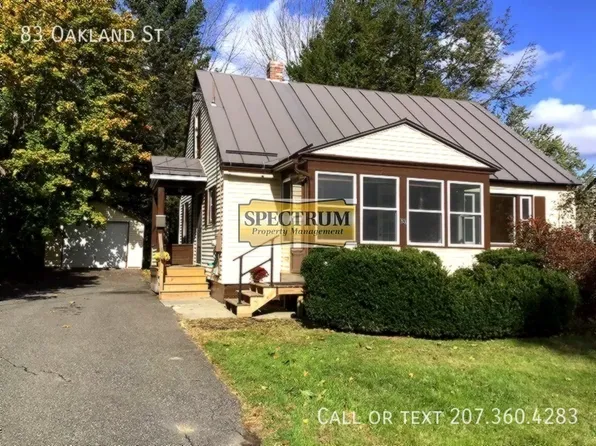 83 Oakland St, Waterville, ME 04901