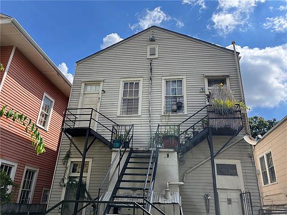 2nd image of 1438 Saint Mary St #1/2