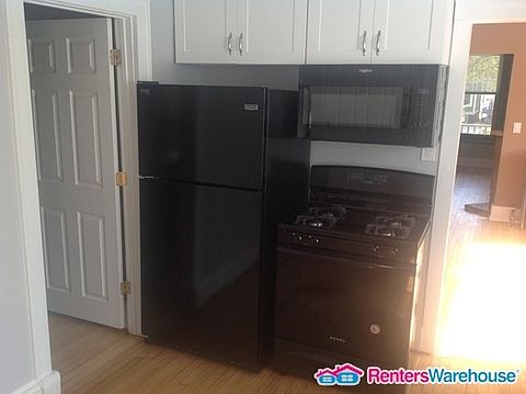 2nd image of 1713 E Lafayette Pl #A
