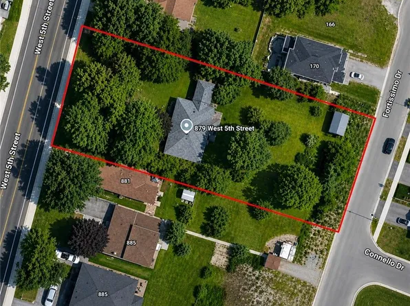 879 W 5th St, Hamilton, ON L9C 5R4