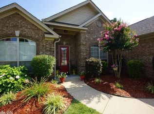 5 Justice Ln, Little Rock, AR 72210