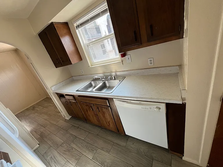 5900 Marble Ave NE #100 — Photo 8