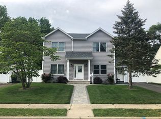 9 Quincy Rd, East Brunswick, NJ 08816