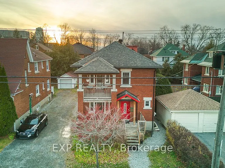 448 Holland Ave — Photo 44