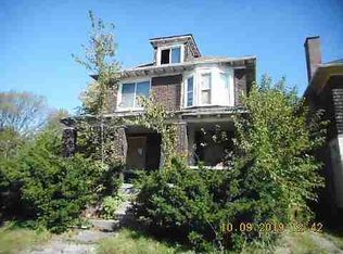 2144 Dickerson St, Detroit, MI 48215