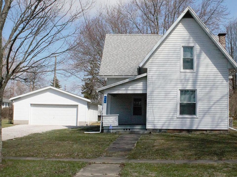1st image of 415 E Bucyrus St