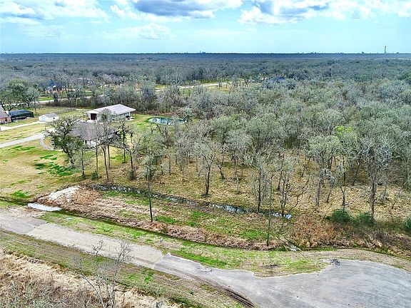 2nd image of 33219 Amberjack Dr