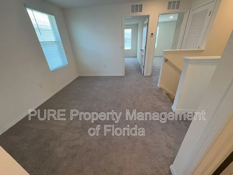8702 SW 46th Ave — Photo 21