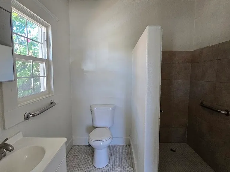 3145 E Iowa Ave — Photo 5