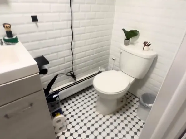 305 Park Avenue image 19 of 19