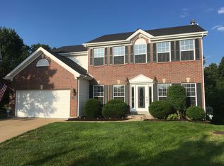 782 Whispering Forest Dr, Ballwin, MO 63021