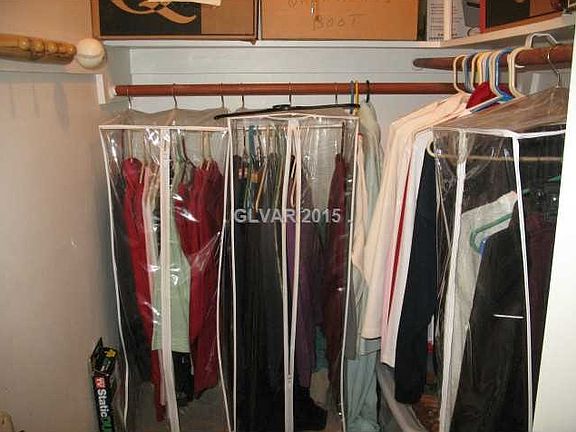 3rd image of 5112 Santo Ave