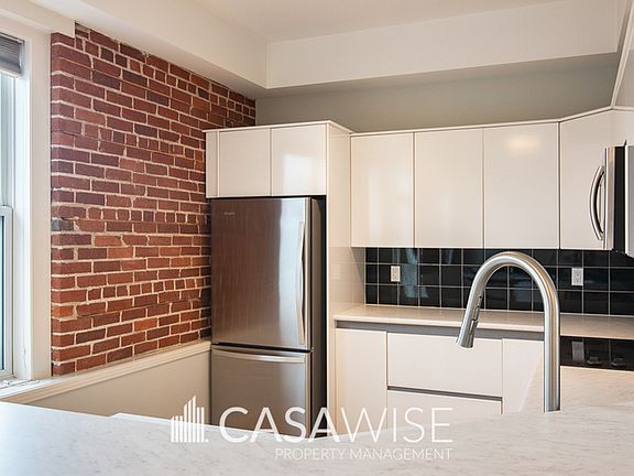 4th image of 10728 82nd Ave NW #202
