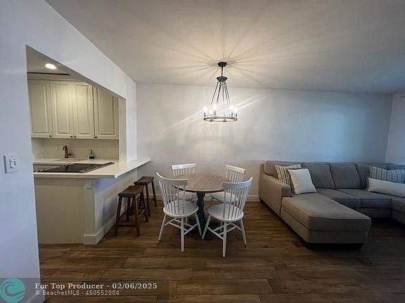 4th image of 1801 NE 62nd St APT 107
