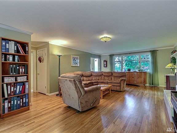 4th image of 5658 126th Ave SE
