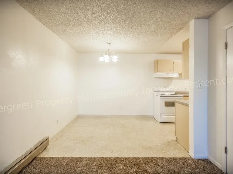 2034-2036 W Plum St — Photo 28
