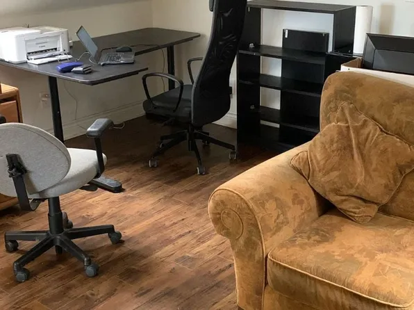 13620 Weston Rd #B, King, ON L7B 1K4