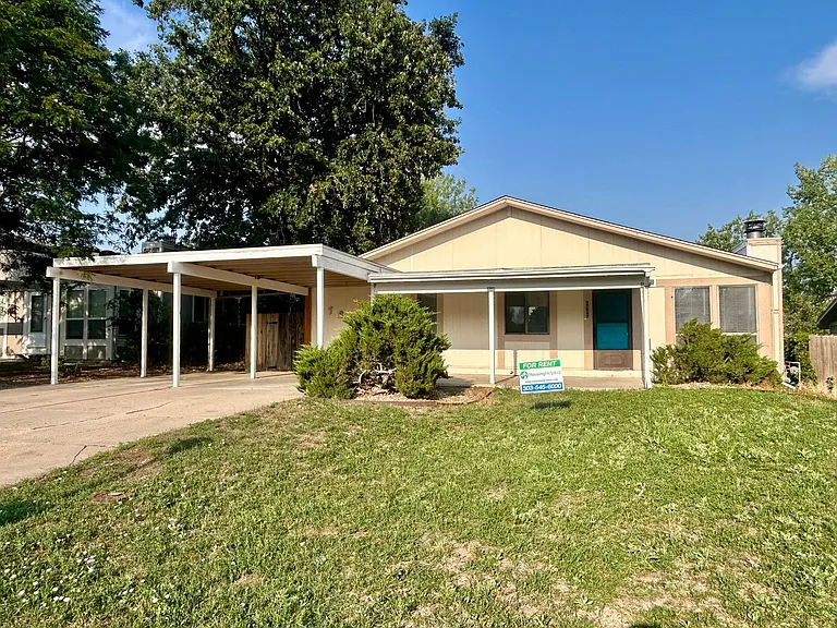 1732 Cambridge Dr — Photo 24