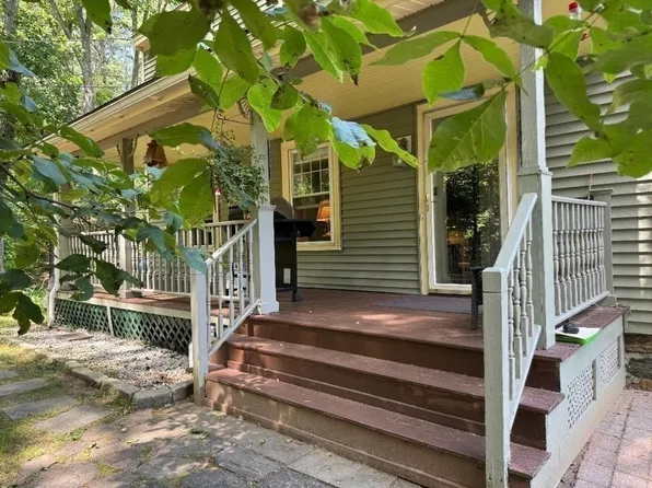 70 Uptack Rd, Groveland, MA 01834
