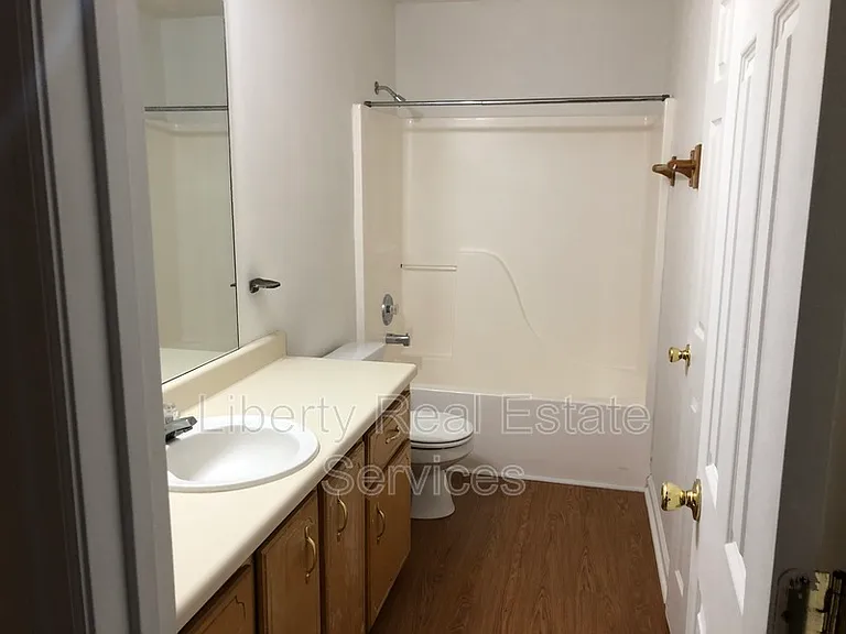 134 Rolland St #12 — Photo 3