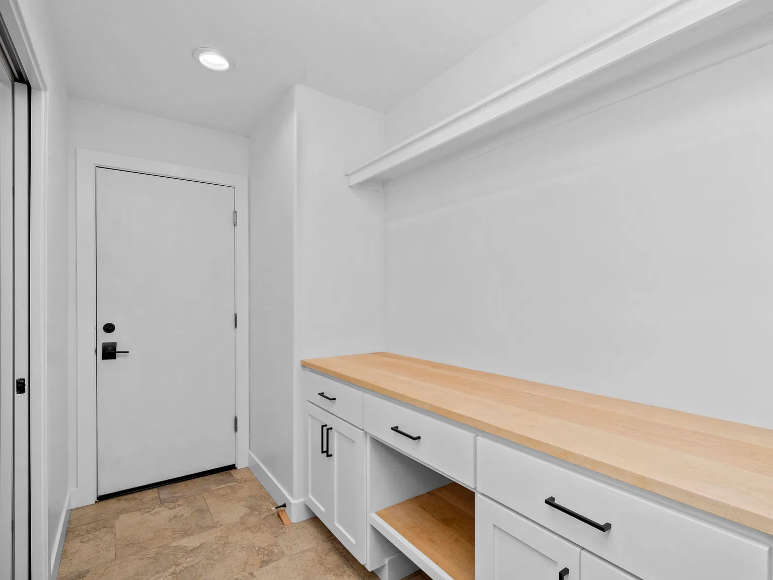 4 bed, 2537 sqft, $4,750 — Photo 1