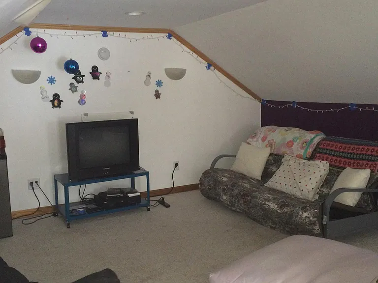 1628 Adams St #2 — Photo 5