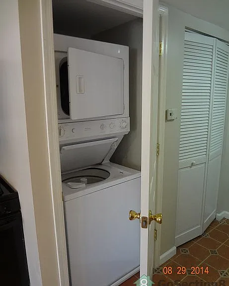 1015 Hollins St #1 — Photo 7